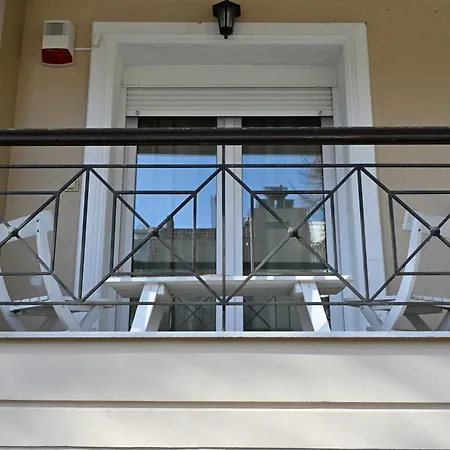 Greg's Cozy Apartment, Up To 4 Guests In Kalamaria *