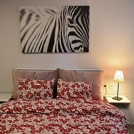 Greg's Cozy Apartment, Up To 4 Guests In Kalamaria