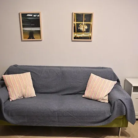 شقة Greg's Cozy Apartment, Up To 4 Guests In Kalamaria *