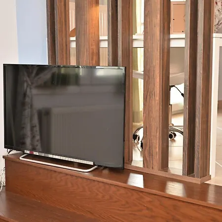 شقة Greg's Cozy Apartment, Up To 4 Guests In Kalamaria
