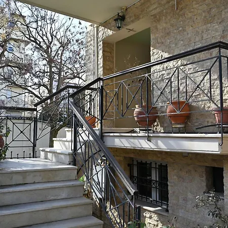 Greg's Cozy Apartment, Up To 4 Guests In Kalamaria Saloniki