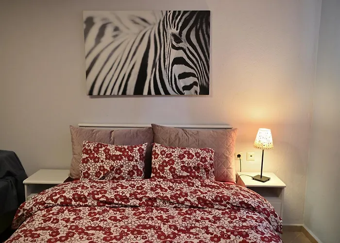 Greg's Cozy Apartment, Up To 4 Guests In Kalamaria