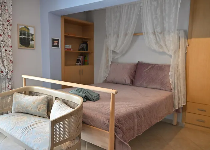 Greg's Cozy Apartment, Up To 4 Guests In Kalamaria Apartament Salonic