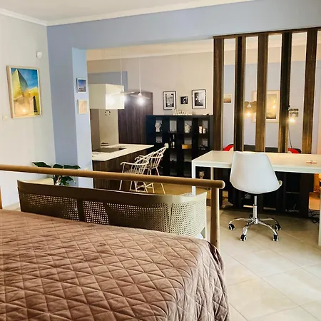 Greg's Cozy Apartment, Up To 4 Guests In Kalamaria Салоники